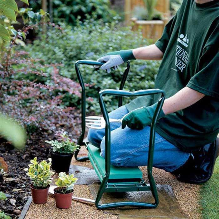 Woman using KneeBench